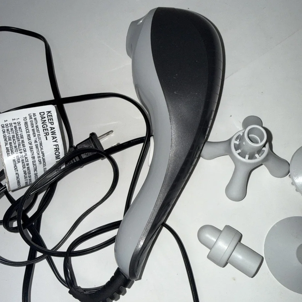 Wahl Professional Handheld Massager 4120 Powerful 4 Changeable Heads 2 Speed
